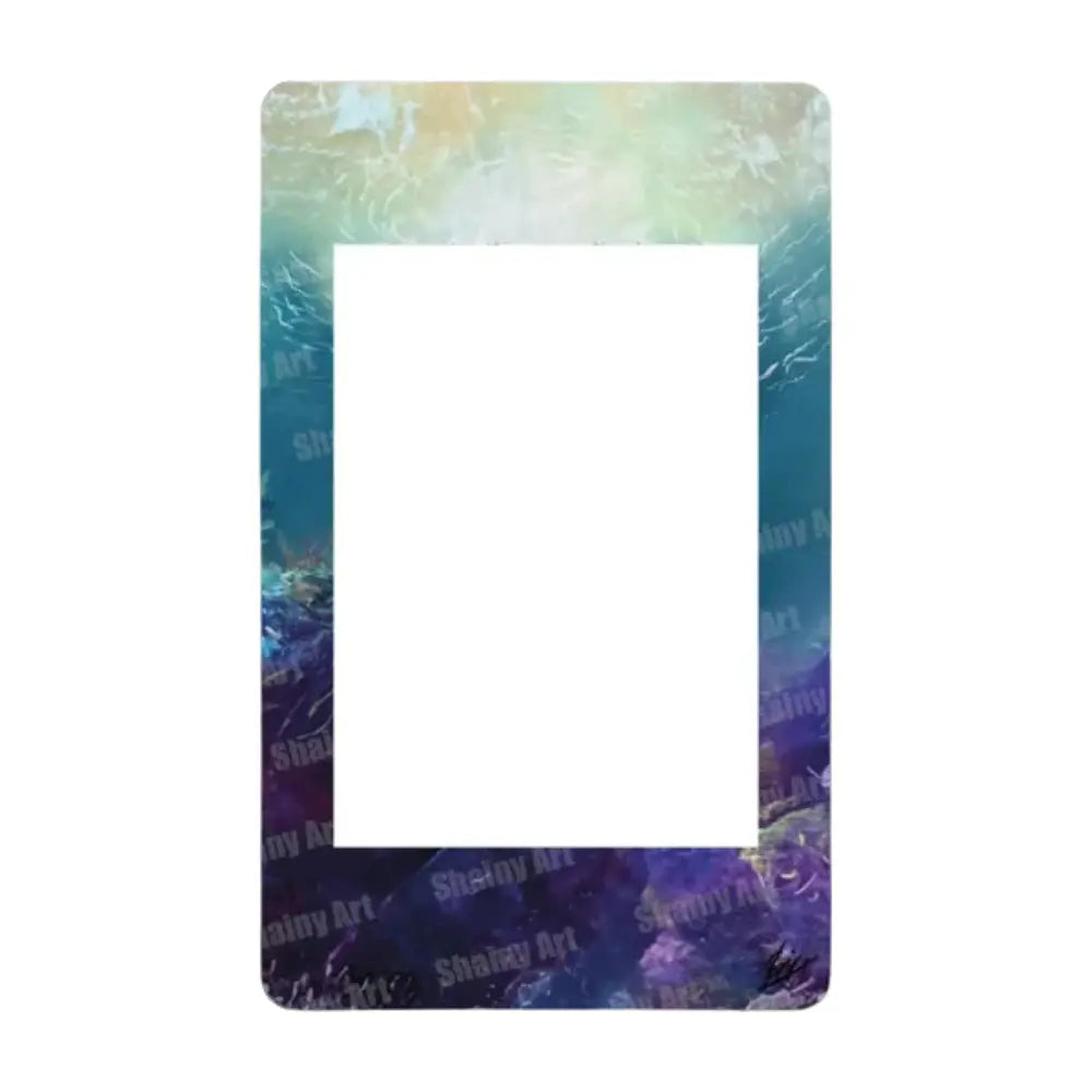 Schillok 151 Extended Art Acryl Case mit Standfuß – bei CardsRfun