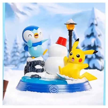 FUNISM Pokemon Pikachu & Plinfa Figur – Winter-Schneemann-Diorama, blauer Sockel