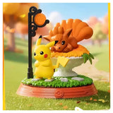FUNISM Pokemon Pikachu & Vulpix Figur – Herbst-Pilz-Diorama, brauner Sockel