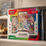 Pokemon First Partner Illustration Collection Series 1 Box im Regal – Lifestyle CardsRfun