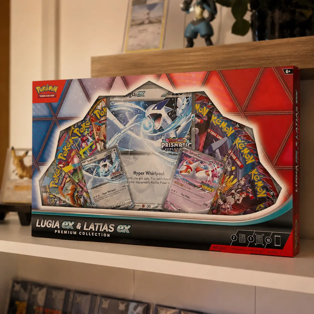 Pokemon Lugia ex & Latias ex Premium Collection auf Regal – US-exklusive Collection bei CardsRfun