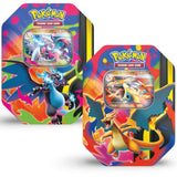 Pokemon Mega Charizard Tin – Mega Charizard X ex und Y ex Tin nebeneinander auf weißem Hintergrund