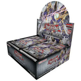 Yu-Gi-Oh! Alliance Insight Booster Display DE – Frontansicht des geoeffneten Displays mit Alliance Insight Branding und 24 Boostern